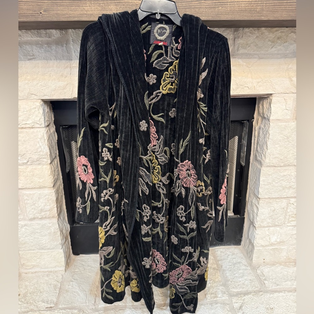 Johnny Was Biya Embroidered Heavy Cardigan Wrap - Size L